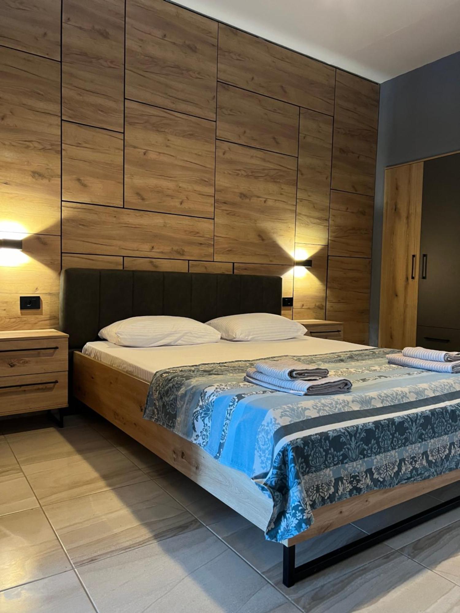 Sea Star Apartments อุลซิน ภายนอก รูปภาพ